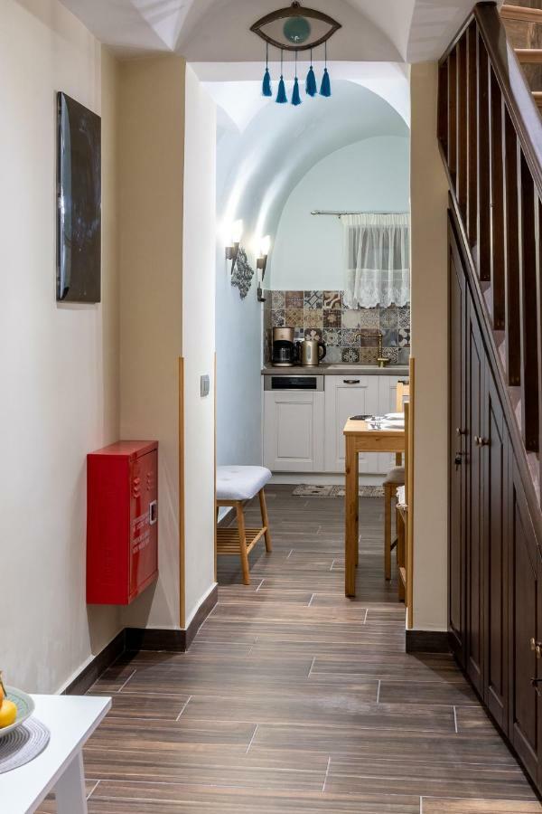 Bibliotheque Apartamento Rhodes City Exterior foto