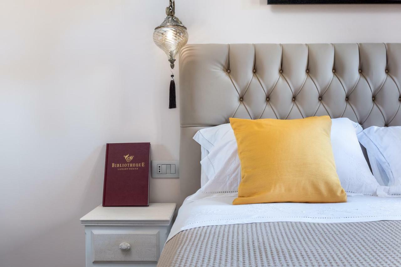 Bibliotheque Apartamento Rhodes City Exterior foto